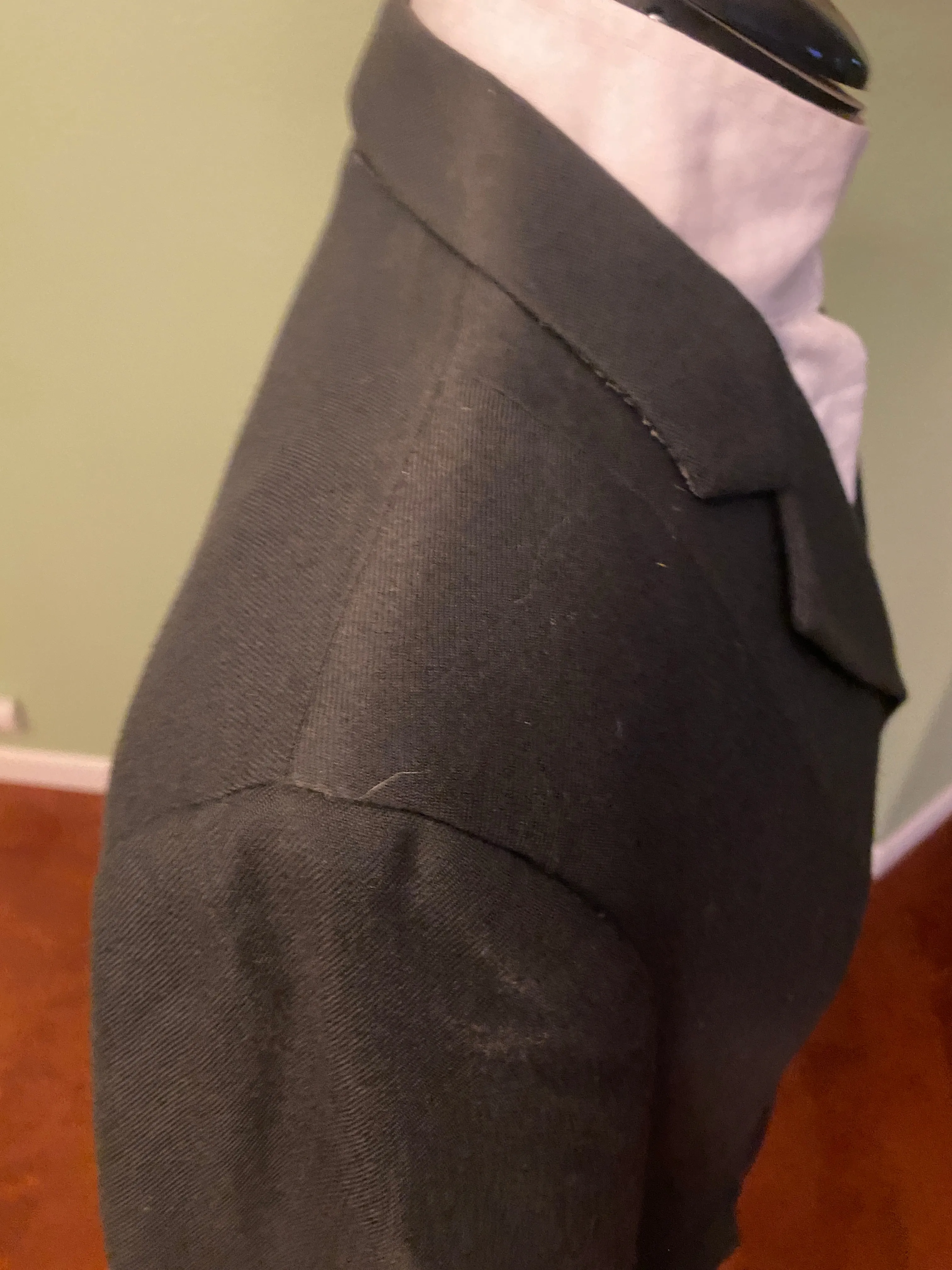 12R Millers Black Hunt Coat