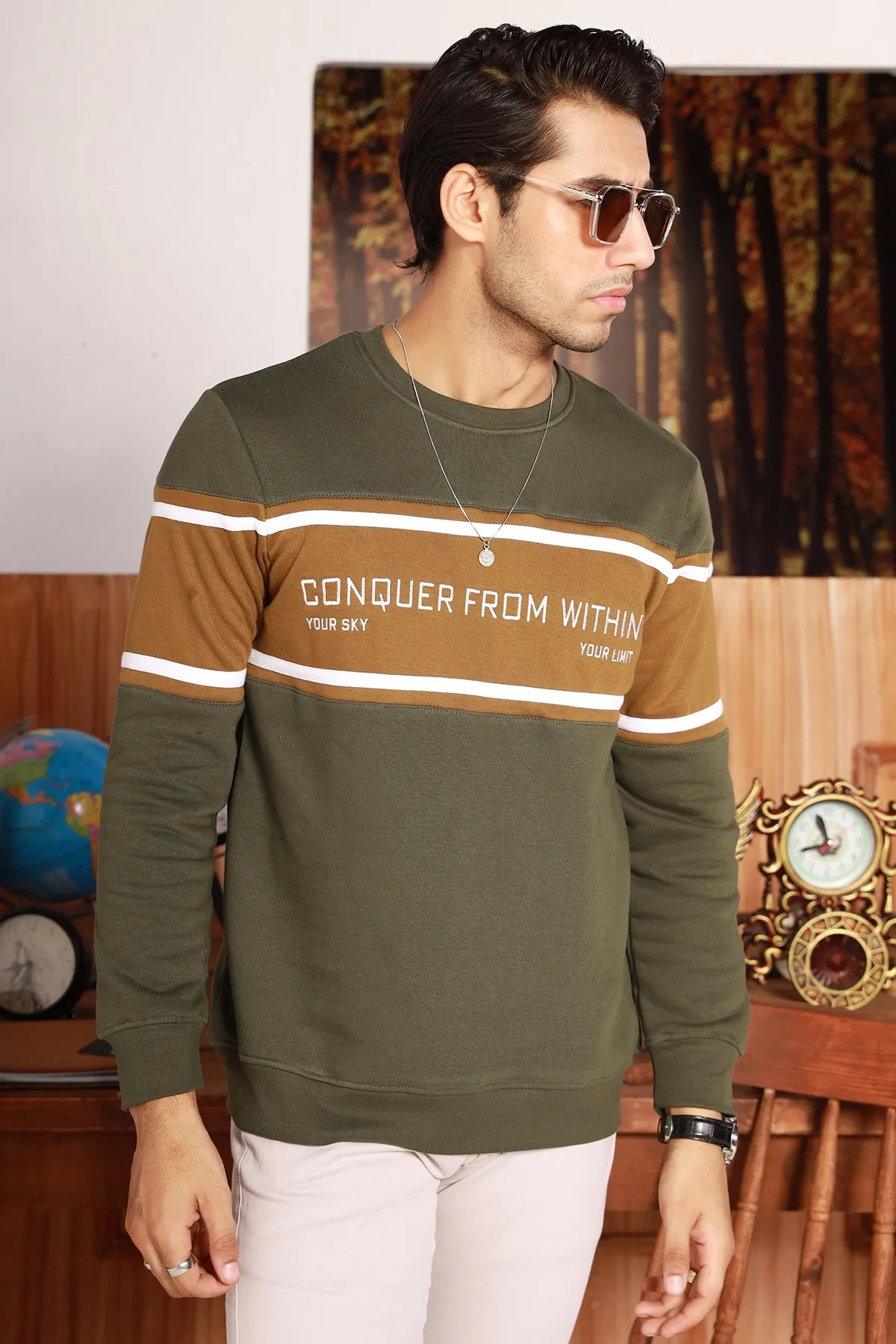 Conquer Khaki Green Sweatshirt - W22 - MSW036R