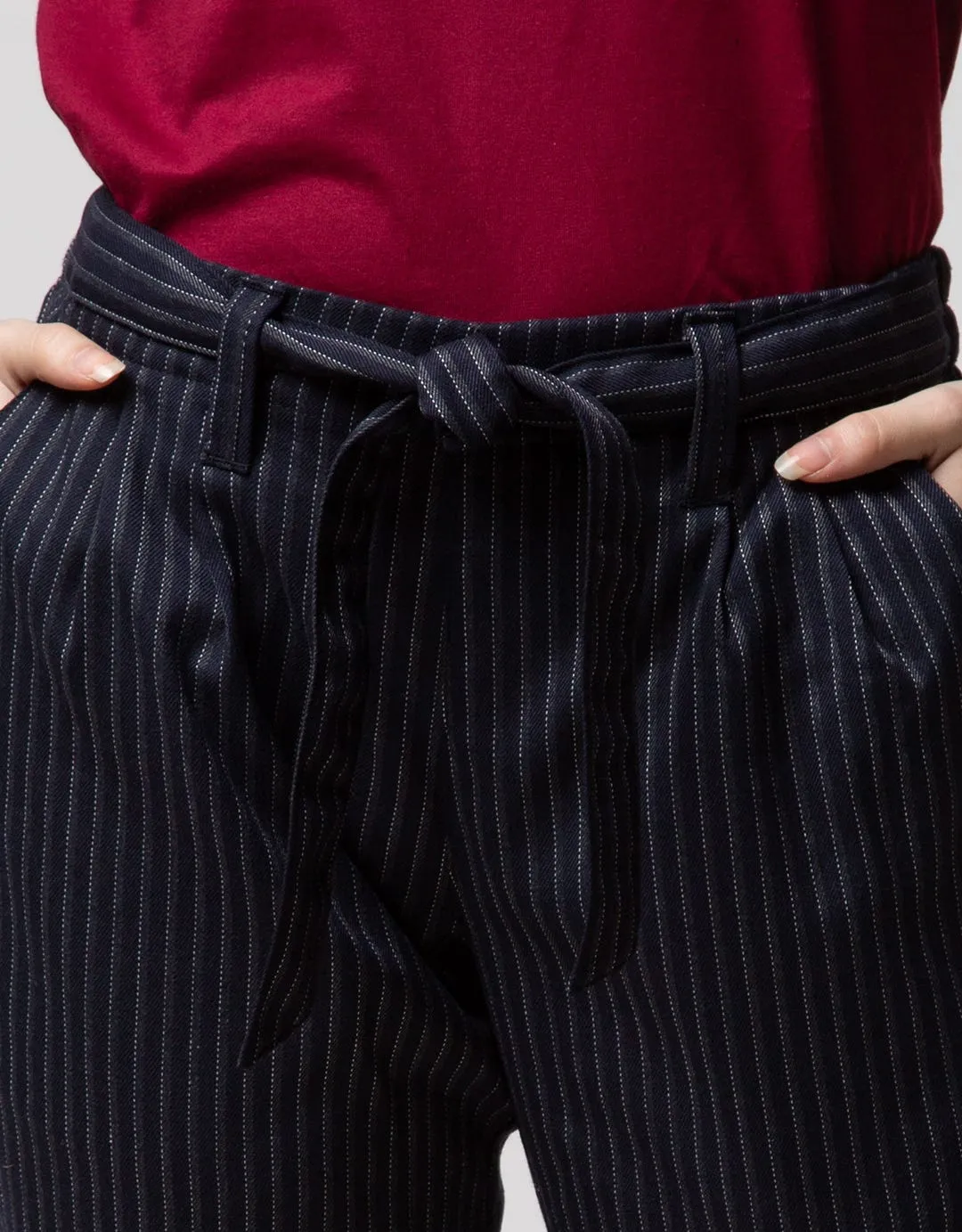 Details Chinos Pants Tapered Basic
