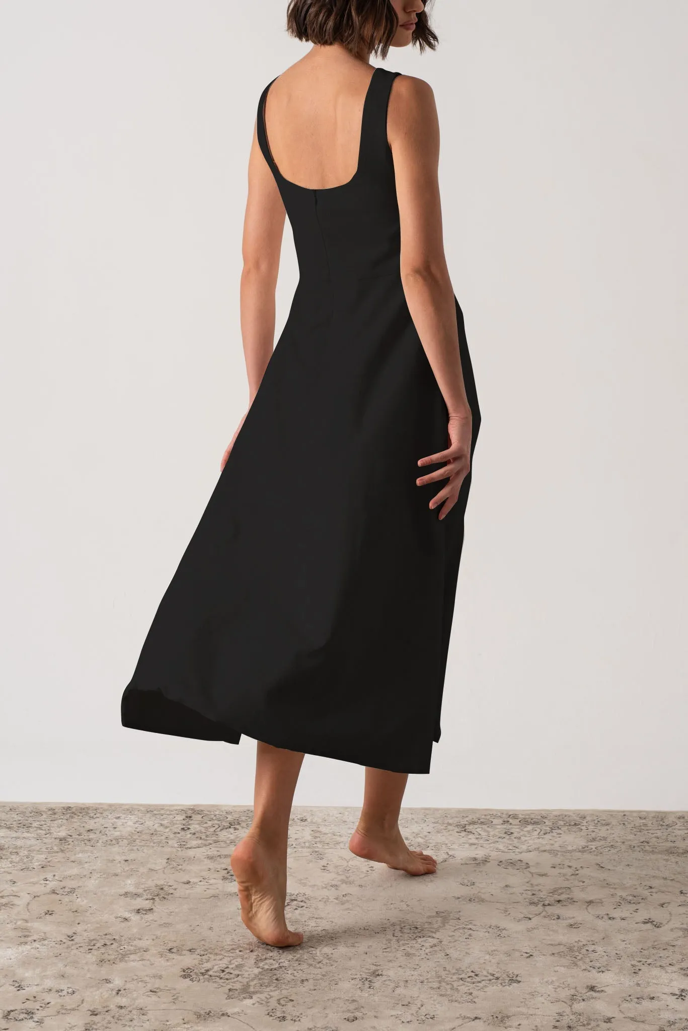 Ionia Linen Midi Dress Black