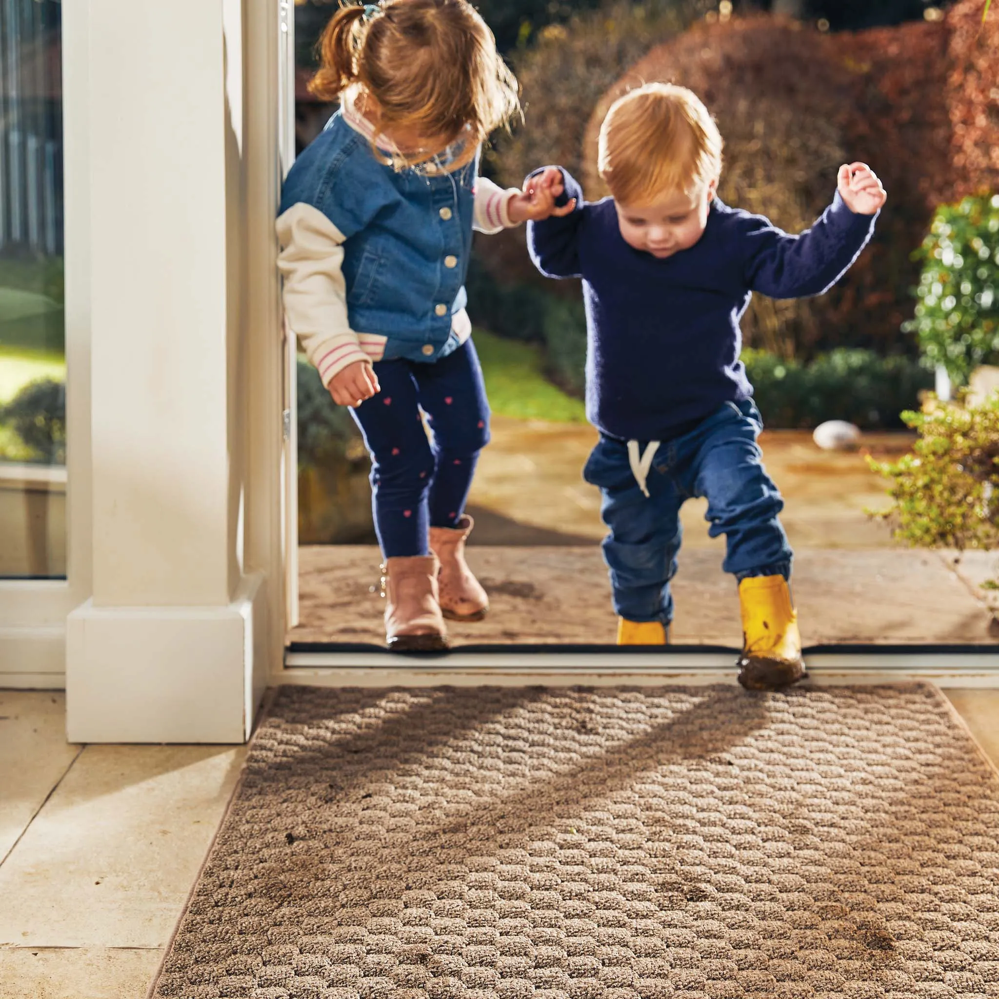 Sculptured Washable Honeycomb Rug  Mink
