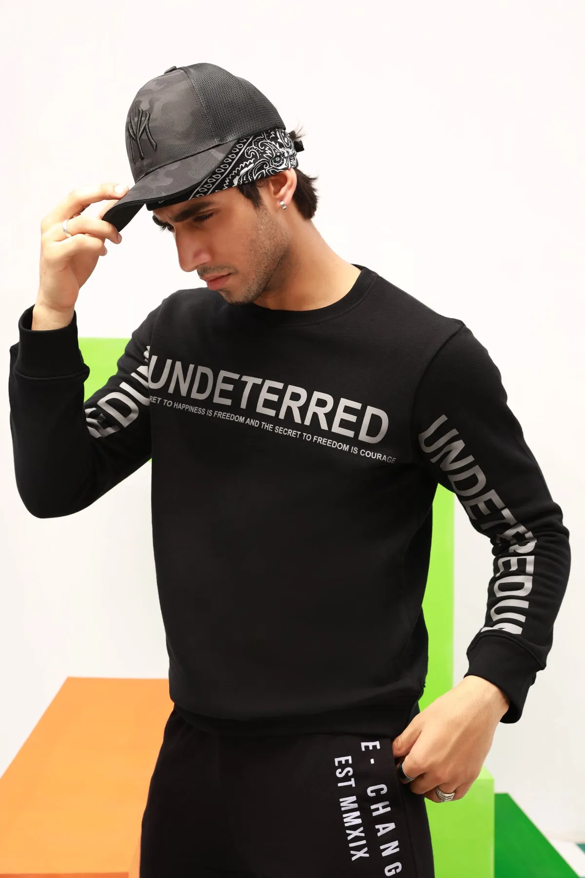 Undeterred Reflector Print Sweatshirt - W22 - USW012R